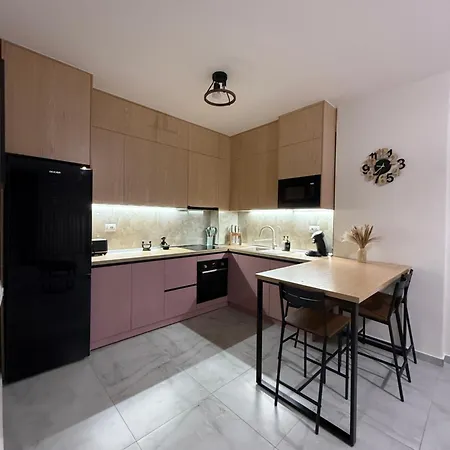 Kenya 5 Min Seaside Vlora Bay Apartment *