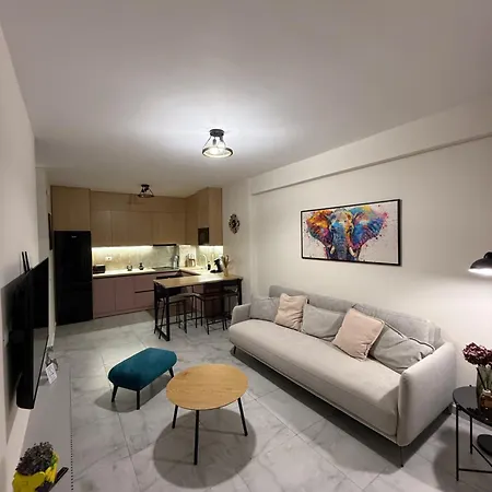 Kenya 5 Min Seaside Vlora Bay