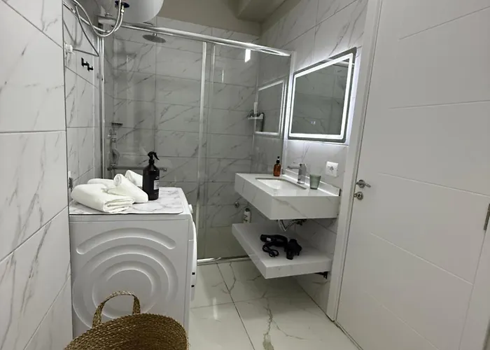 Kenya 5 Min Seaside Vlora Bay 奥里库姆