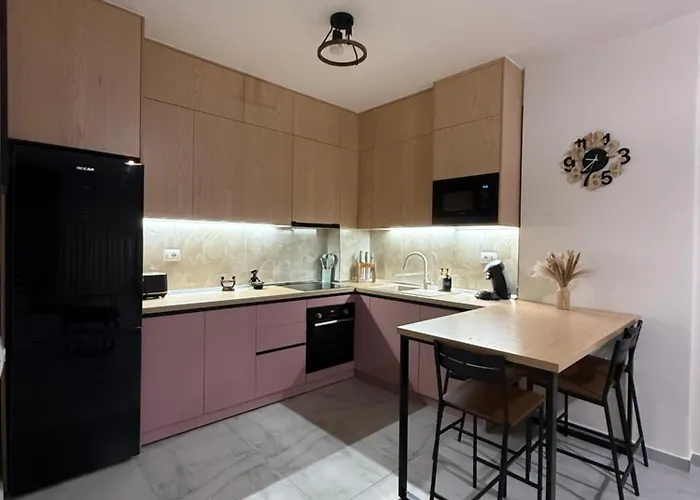 Kenya 5 Min Seaside Vlora Bay 公寓 *